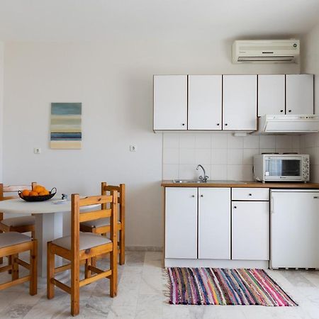 Chrysa House Apartments 阿齐亚·佩拉加 外观 照片