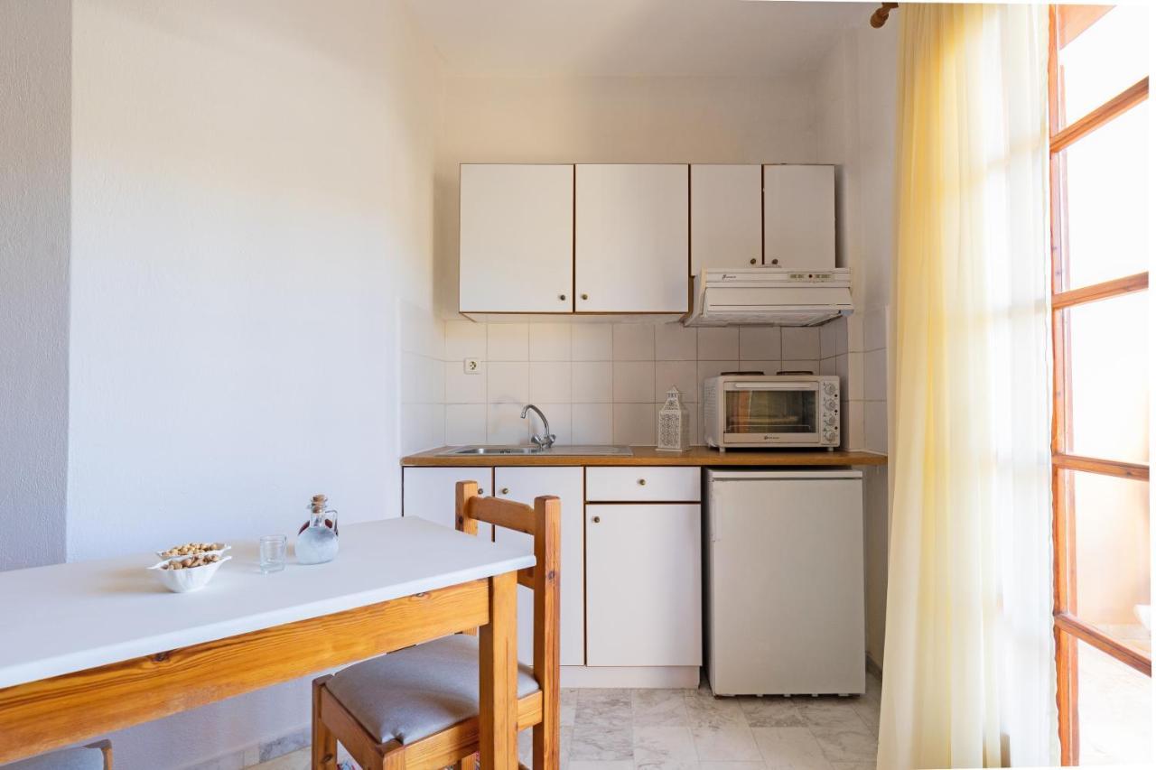 Chrysa House Apartments 阿齐亚·佩拉加 外观 照片