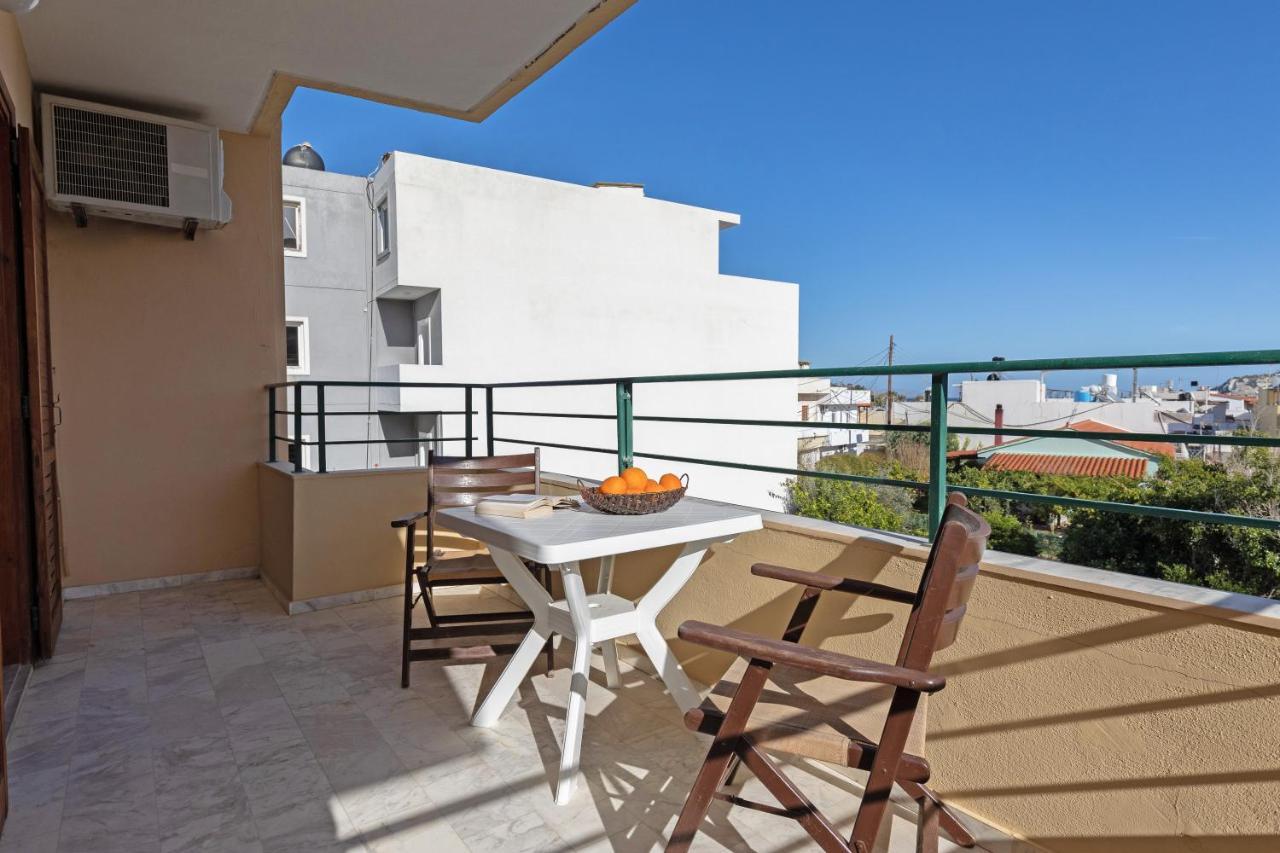 Chrysa House Apartments 阿齐亚·佩拉加 外观 照片