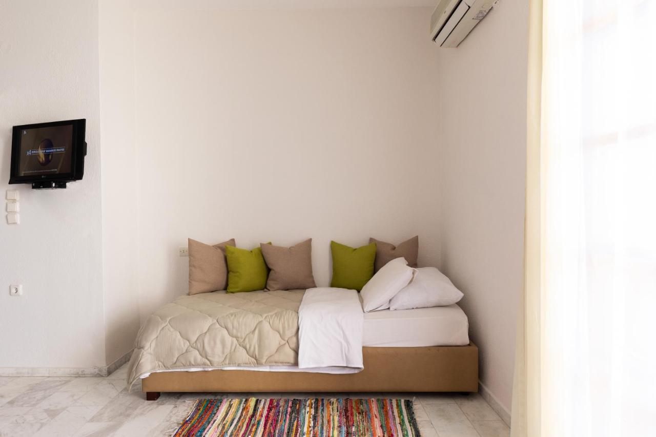 Chrysa House Apartments 阿齐亚·佩拉加 外观 照片