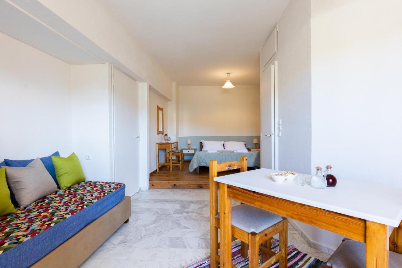 Chrysa House Apartments 阿齐亚·佩拉加 外观 照片