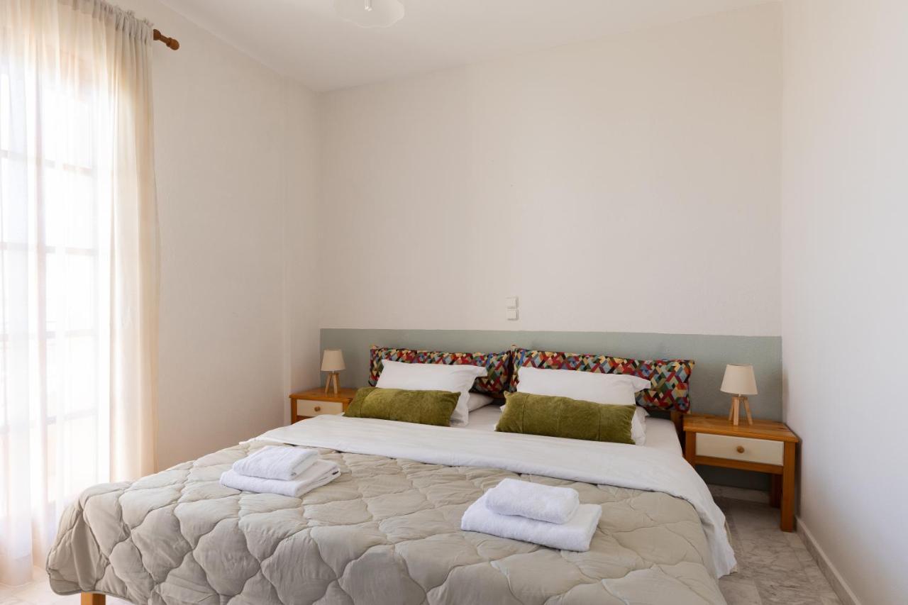 Chrysa House Apartments 阿齐亚·佩拉加 外观 照片